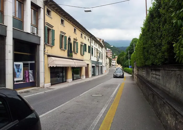 Alojamento de Acomodação e Pequeno-almoço Da Time Vittorio Veneto